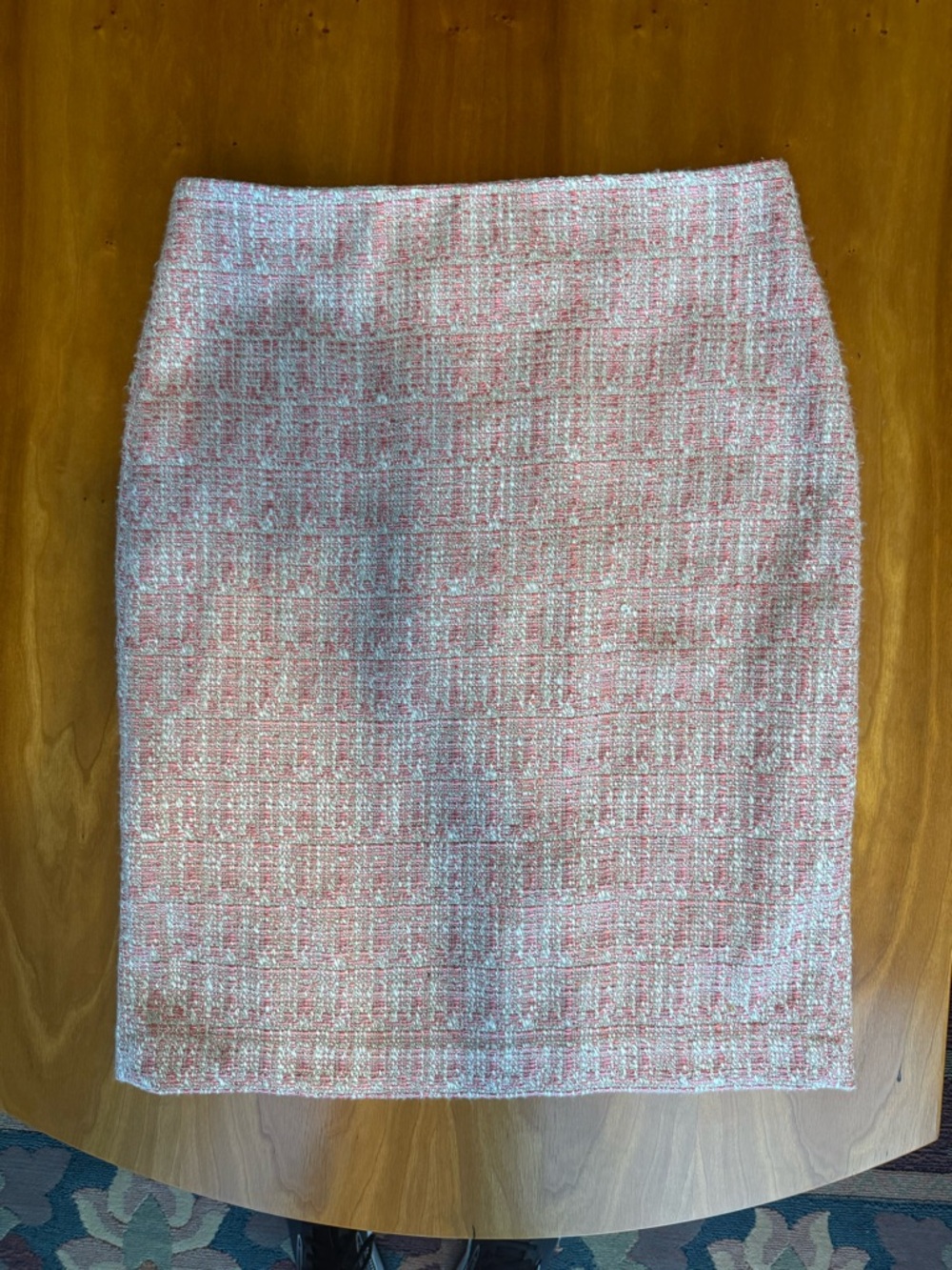 Talbots Pink/Taupe Tweed Pencil Skirt. Size 4. Excellent gently used condition.